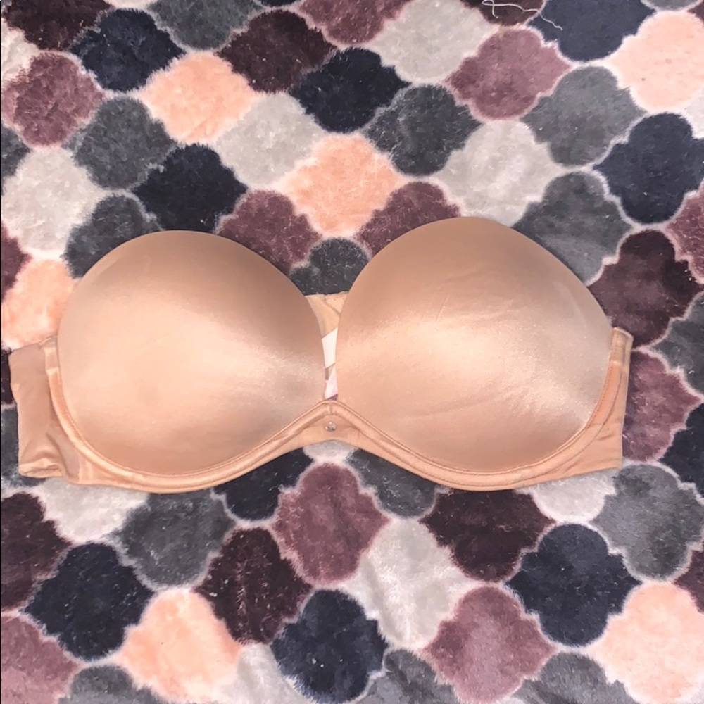 Victoria’s Secret Nude Strapless Bra 36C